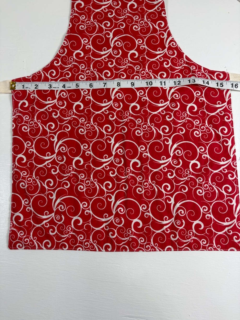 Handmade child’s apron for cooking or baking - Picture 3 of 7